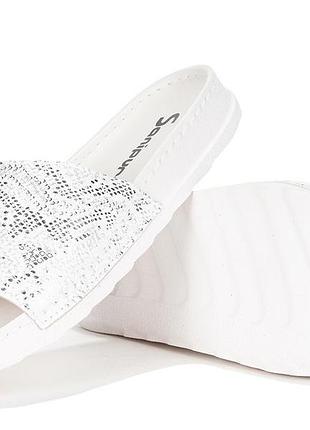 Модні, зручні жіночі шльопанці від sanipur