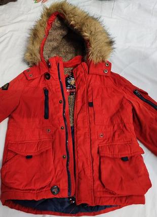 Ідеальна зимова куртка на хлопчика 116