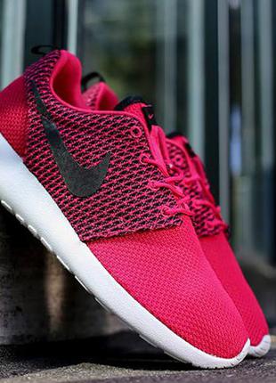 Nike roshe run фуксія 41 розмір, 26 см