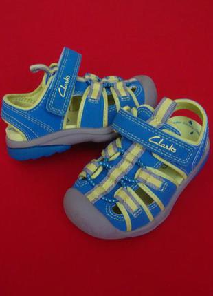 .сандалі clarks doodles blue 20-21 розмір