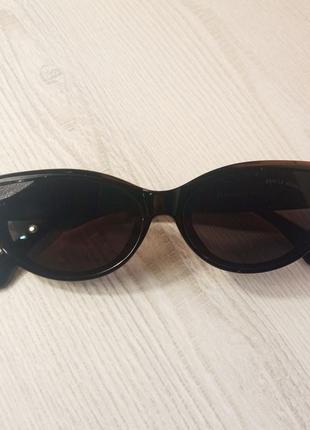 Сонцезахисні окуляри