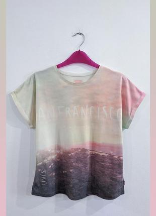 Футболка levis