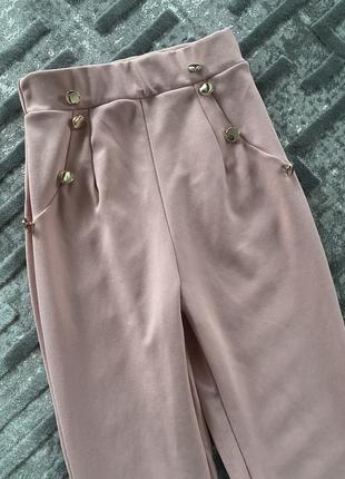Ніжно рожеві штани з високою талією pretty little thing5 фото