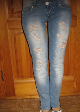 Джинси нові