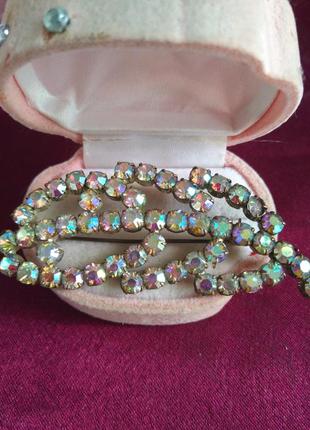 Брошь винтаж времен ссср,,листикчешское стекло,аврора бореалис.