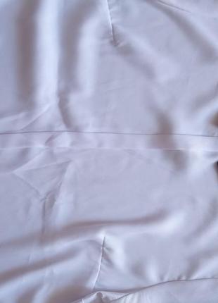 Блуза біла з чорним комірцем4 фото