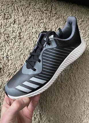 Кросівки adidas cloudfoam, оригінал, розмір 37,5
