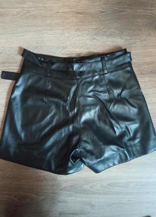 Шорти екошкіра 2