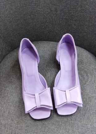 Эксклюзивные туфли из натуральной итальянской кожи лиловые с бантиком2 фото