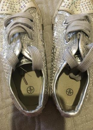 Кеди на дівчинку 27 розмір 6