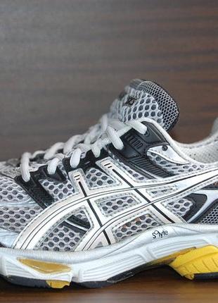 Кроссовки asics gel cumulus 13 р.40 original