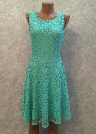 Платье ажурное  размер 8-10