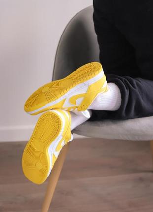 Nike sb dunk low yellow/white жіночі кросівки найк9 фото