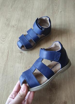 Детские кожаные сандалии босоножки  impidimpi, германия, р.221 фото