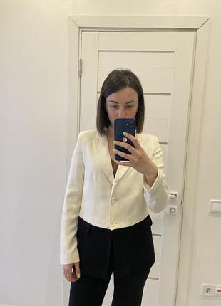 Двохкольоровий жакет