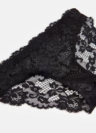 Ажурні чорні мереживні трусики