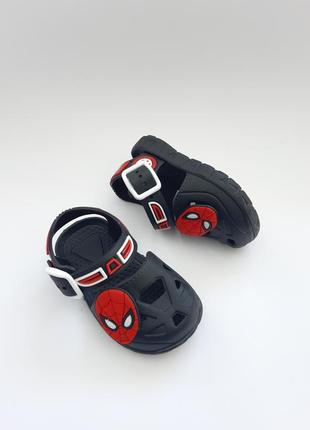 Кроксы, босоножки