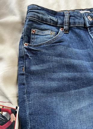 Джинсы ч высокой посадкой  , синие джинсы от h&m3 фото