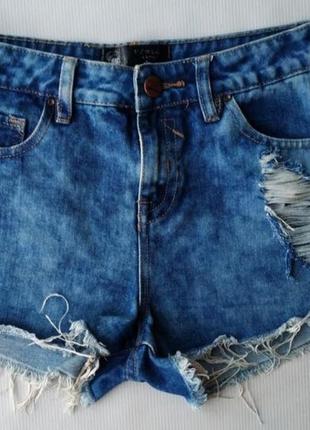 Джинсовые шорты с высокой посадкой new look
