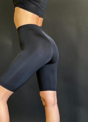 Черные эластичные велосипедки спортивные классика глянец