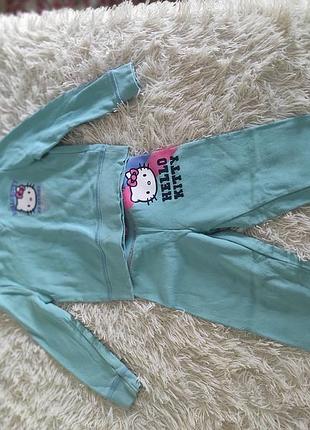 Спортивний костюм