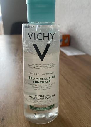 Vichy міцеллярна вода для жирної та комбінованої шкіри