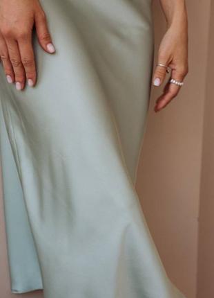 Платье в бельевом стиле с переплетом3 фото