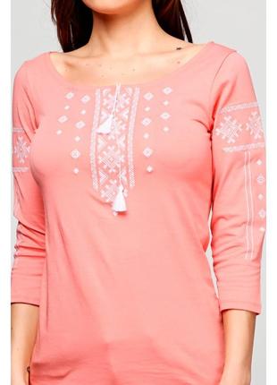 Футболка вишита хрестиком жіноча, розмір s