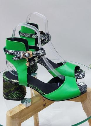 Зелені босоніжки trixie натуральна шкіра замш 🔰