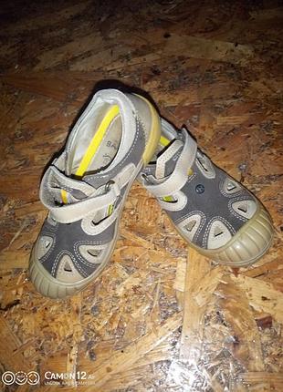 Босоніжки bartek