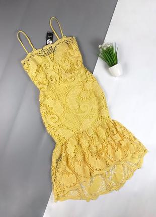 Жовта сукня міді по фігурі boohoo мереживна, русалка1 фото