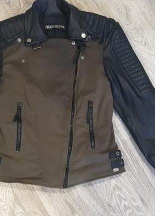 Комбинированная  кожаная куртка, кожа и текстиль.