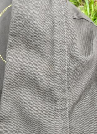 Куртка вітровка h&m кольору хакі з нашивками6 фото