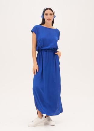 Синее коттоновое платье с фигурным вырезом спинки1 фото