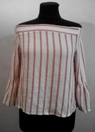 Блуза с воланом на рукавах открытыми плечами asos