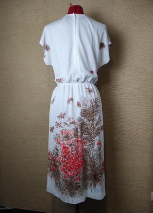Біла вінтажна сукня міді з квітковим принтом платье5 фото