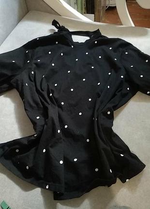 Футболка стильна