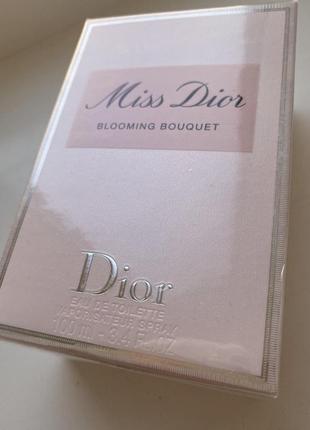 Туалетна вода miss dior