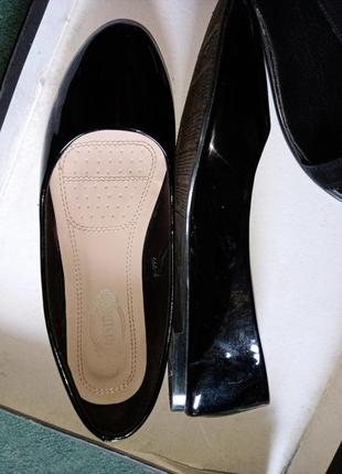 Лаковые балетки aisida