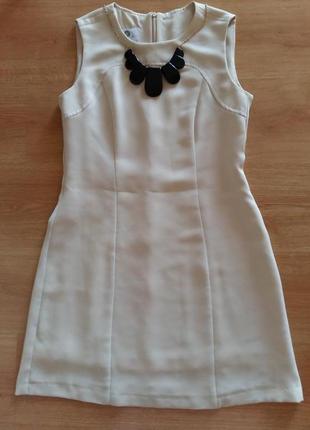 Французское бежевое платье