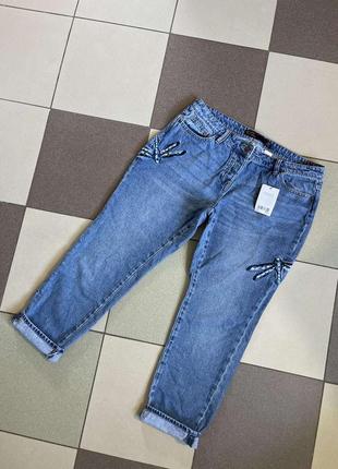 Крутые джинсы с стрекозой next1 фото
