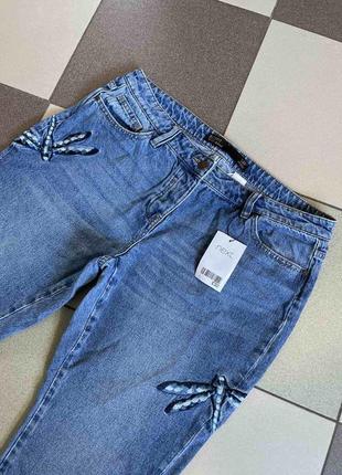 Крутые джинсы с стрекозой next4 фото
