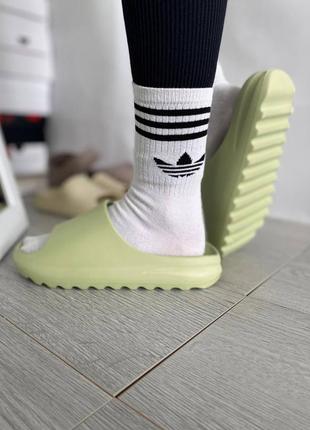 Тапочки adidas yeezy slides6 фото
