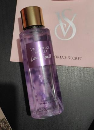 Парфумированный спрей love spell 💕victorias secret вікторія сікрет вікторія сікрет оригінал1 фото