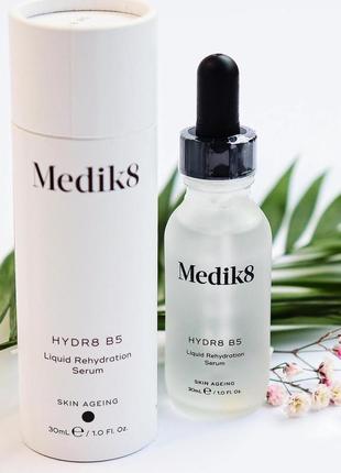 medik8 hydr8 b5; intense жидкая увлажняющая сыворотка