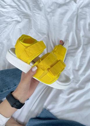 Adidas adilette sandal yellow жіночі яскраві жовті босоніжки сандалі на літо адідас жіночі босоніжки яскраві жовті сандалі на літо2 фото