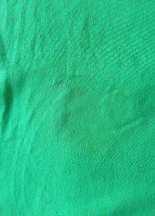 Gildan. зелёная футболка с принтом. m и l размер.9 фото