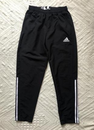 Спортивні штани adidas essentials linear logo pants bq9090 size m оригінал  — ціна 1700 грн у каталозі Спортивні штани ✓ Купити чоловічі речі за  доступною ціною на Шафі | Україна #87729172