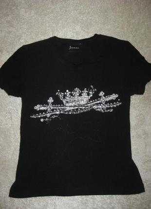 Чорна футболка