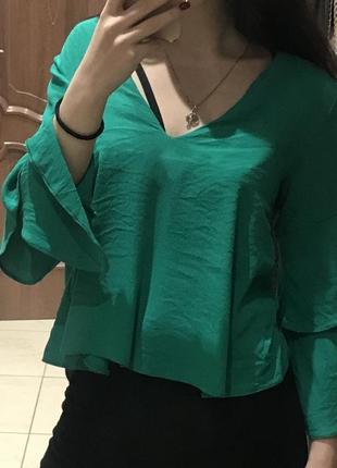 Блуза блузка с вырезом зеленая рукава пышные